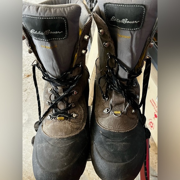 Eddie Bauer Men’s size 11 winter Boots - Picture 1 of 3
